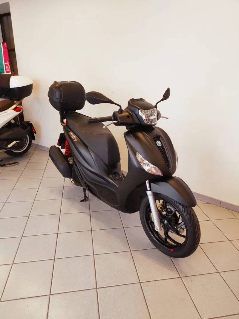 Piaggio Medley 150 S ABS (2021 - 25) (5)