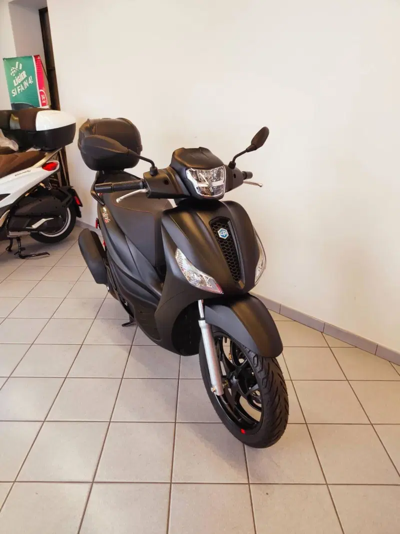 Piaggio Medley 150 S ABS (2021 - 25) (6)
