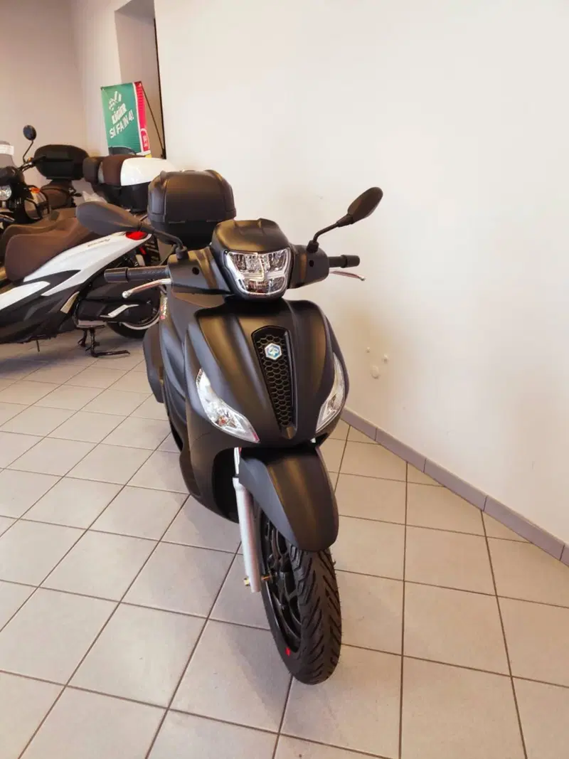 Piaggio Medley 150 S ABS (2021 - 25) (7)