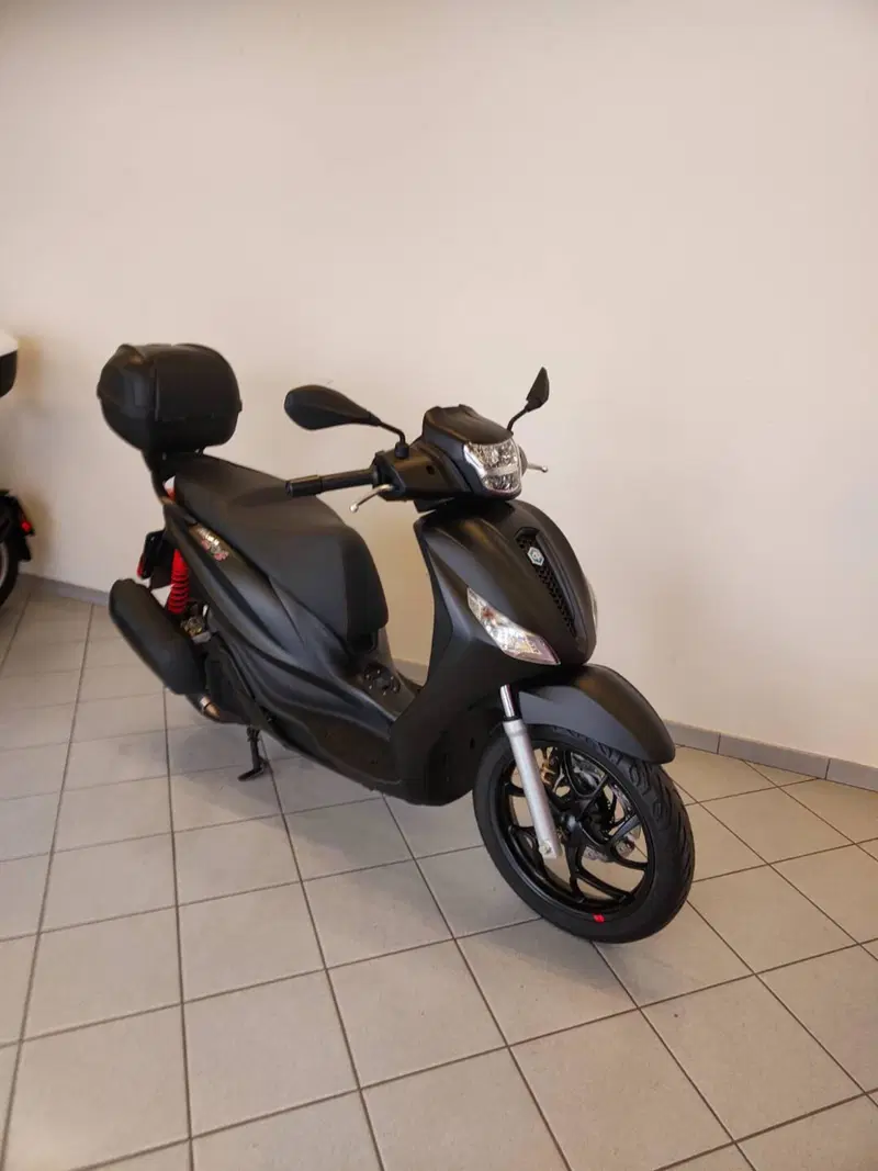 Piaggio Medley 150 S ABS (2021 - 25) (14)