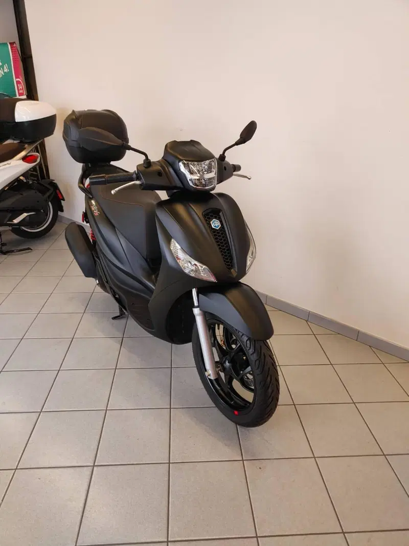 Piaggio Medley 150 S ABS (2021 - 25) (15)