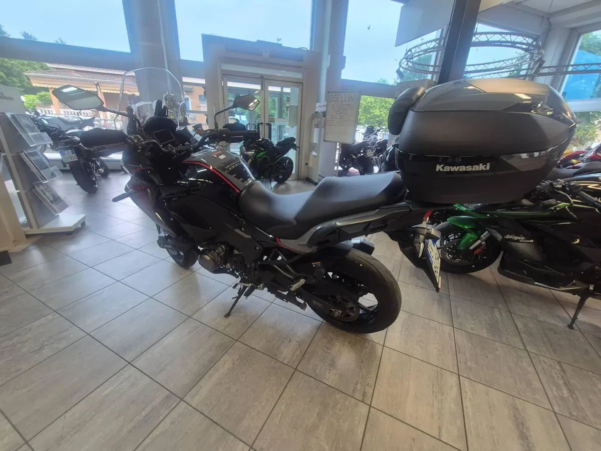 Kawasaki Versys 1000 SE Grand Tourer (2021) (2)
