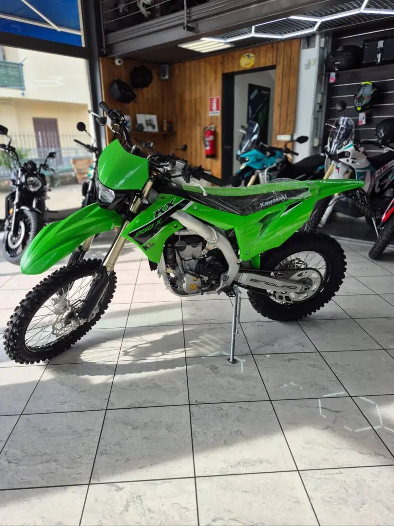 Kawasaki KX 250 X (2023 - 24)
