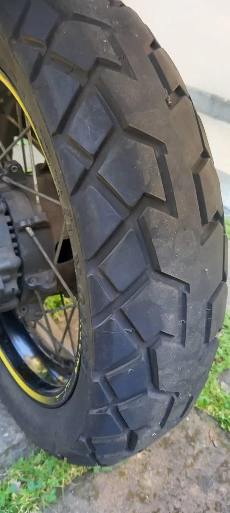 Yamaha XT1200Z Super Ténéré First Edition (2010 - 11) (12)
