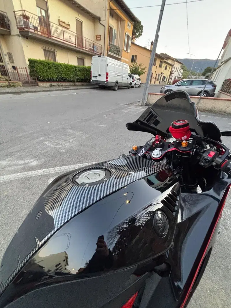 Yamaha YZF R7 (2021 - 25) (3)