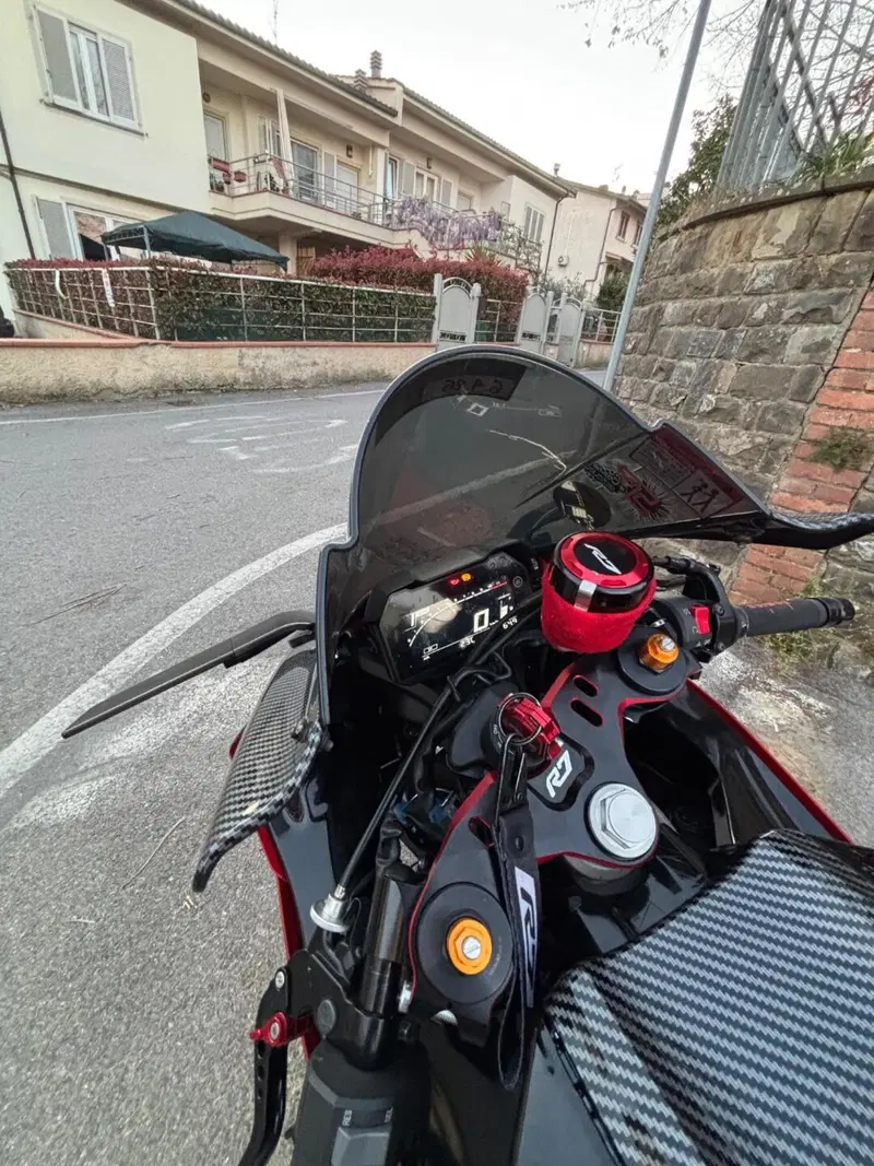 Yamaha YZF R7 (2021 - 25) (8)