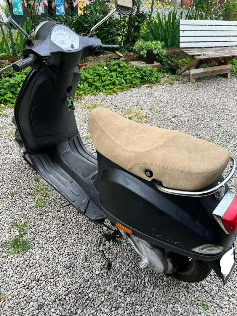 Vespa LX 50 (2005 - 08) (2)