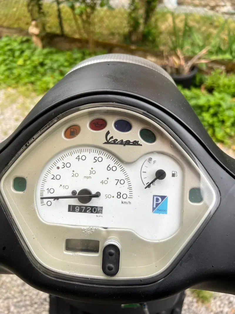 Vespa LX 50 (2005 - 08) (7)