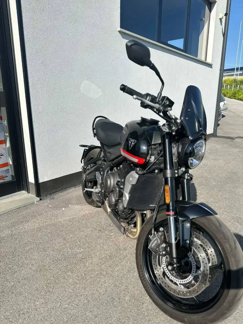 Triumph Trident 660 (2021 - 24) (3)
