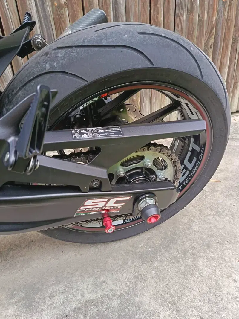 Suzuki GSX S 750 Yugen (2018 - 20) (11)