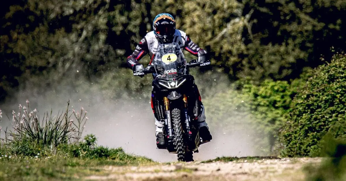 Sardegna Rally Raid. La Sfida Aprilia. Legittima Aspirazione Mondiale