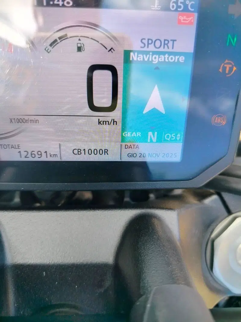 Honda CB 1000 R Black Edition (2021 - 25) (6)