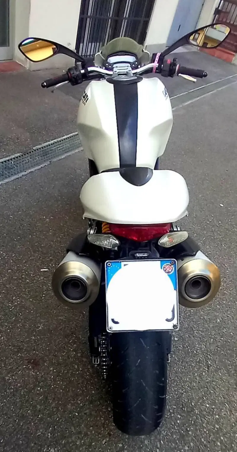 Ducati Monster 696 (2008 - 13) (4)