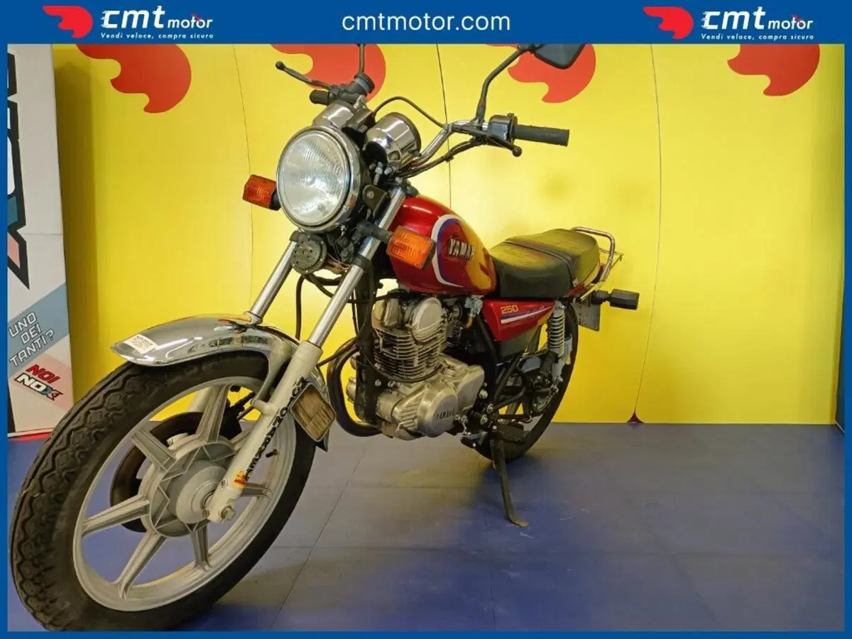 Yamaha (4)