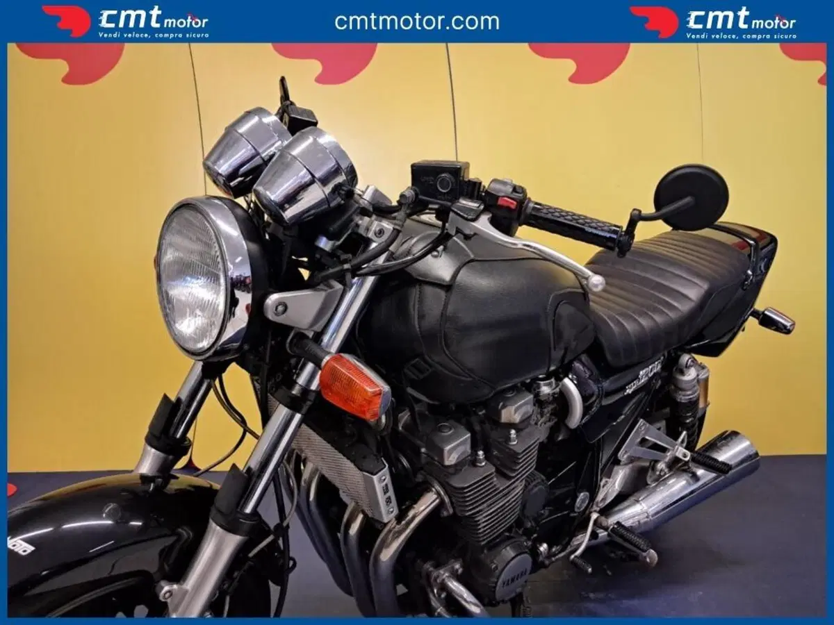 Yamaha XJR 1200 (4)