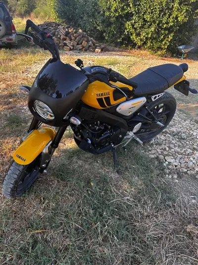 Yamaha XSR 125 Legacy (2022 - 24) usata