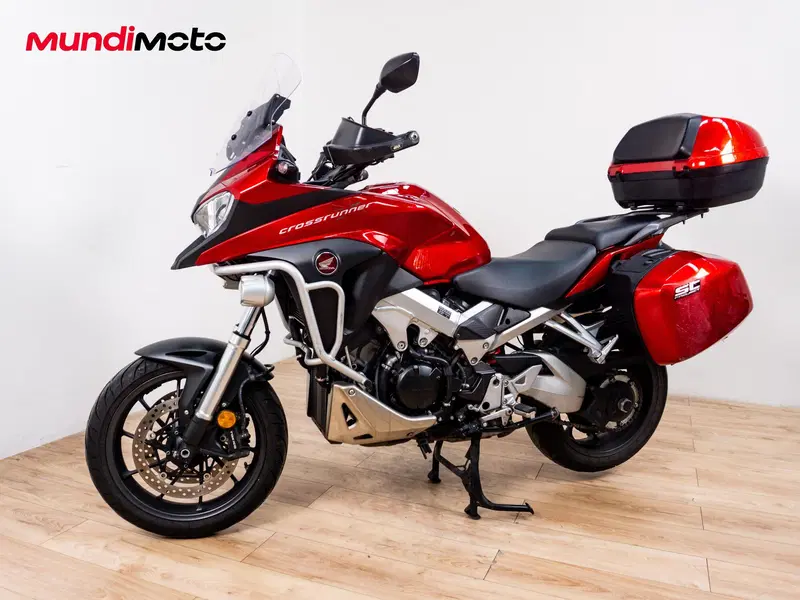 Honda VFR 800 (2002 - 05) (7)