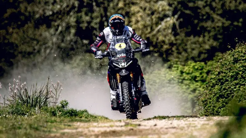 Sardegna Rally Raid. La Sfida Aprilia. Legittima Aspirazione Mondiale
