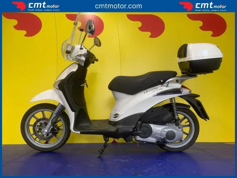 Piaggio Liberty 150 3V Full Optional (2013 - 15) (3)