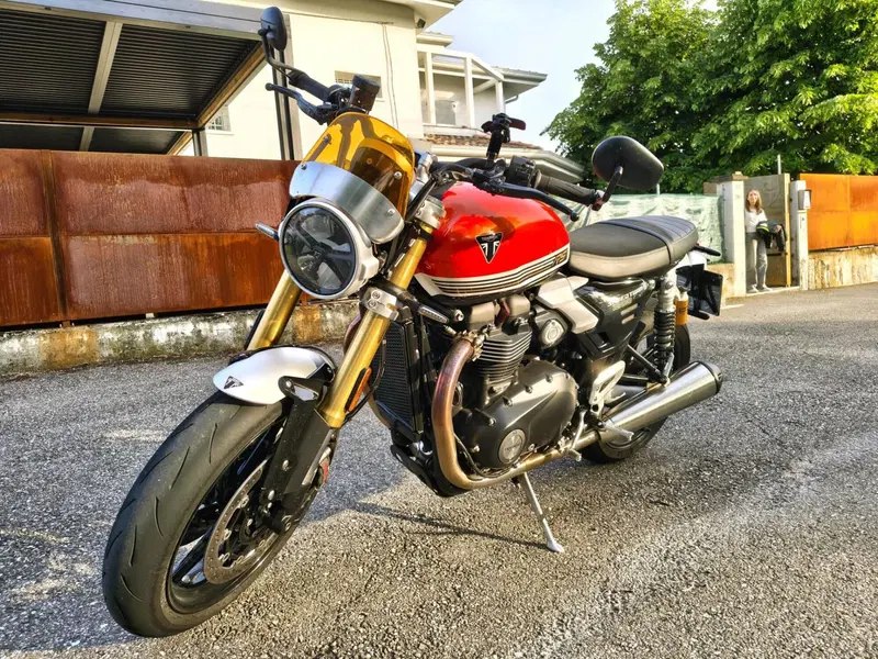 Triumph Speed Twin 1200 RS (2025 - 26) (15)