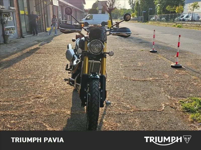 Triumph Scrambler 1200 Steve McQueen Edition (2021 - 22) (7)