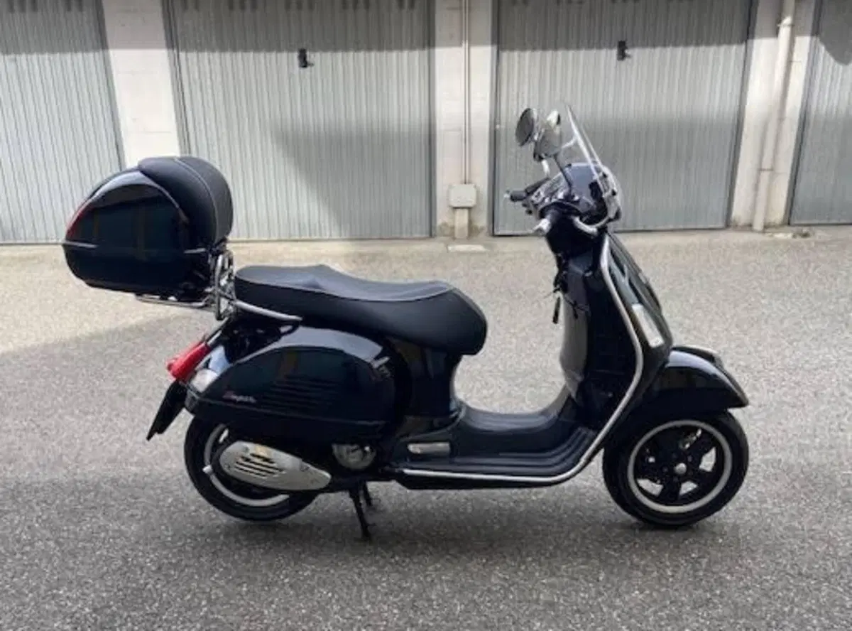 Vespa GTS 300 Super (2008 - 16)