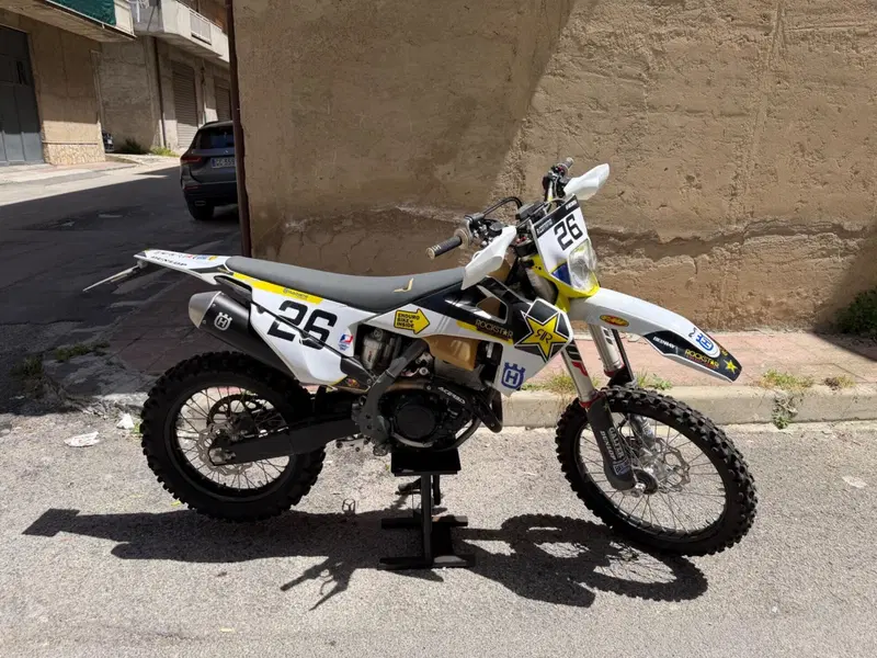 Husqvarna FE 250 (2022) (2)