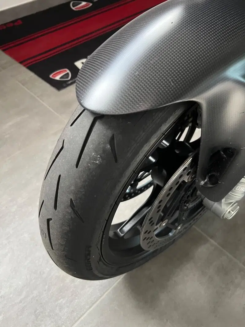 Ducati Streetfighter V4 1100 S (2020) (7)