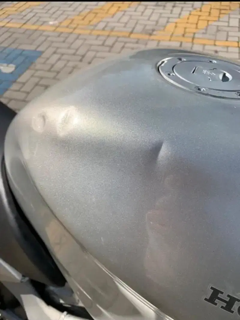 Honda VFR 800 (1998 - 01) (5)