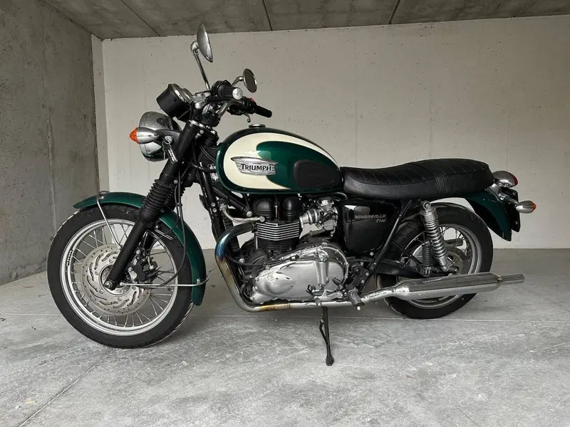 Triumph Bonneville T100 (2008 - 16) (6)