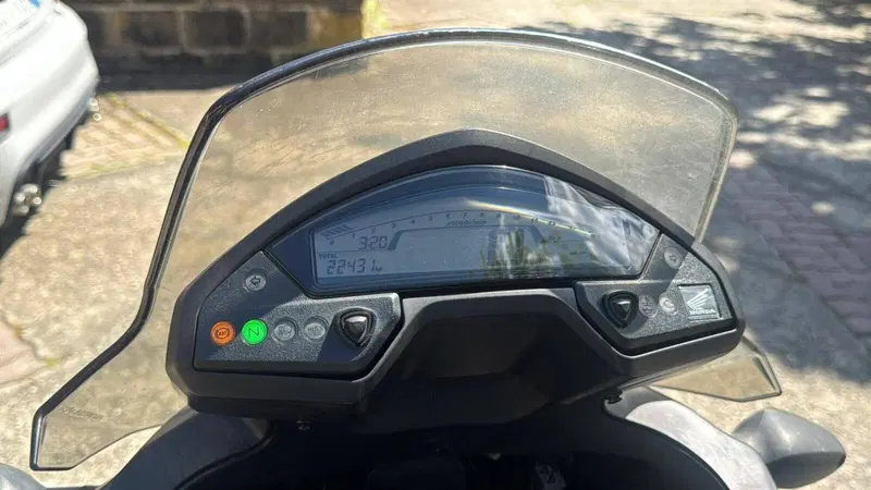 Honda Crossrunner ABS (2010 - 14) (12)
