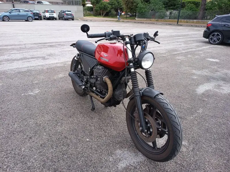 Moto Guzzi V75 (3)