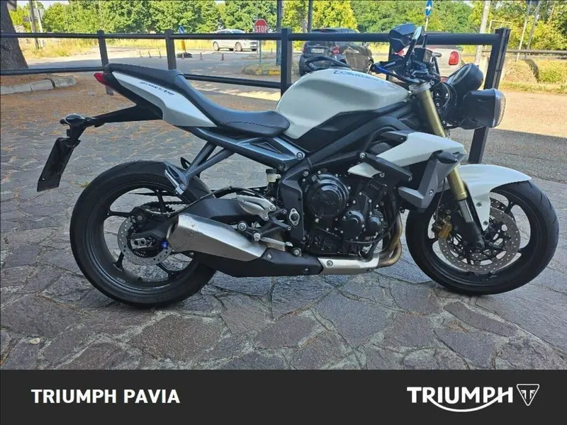 Triumph Street Triple ABS (2013 - 17) (5)