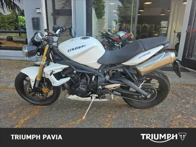 Triumph Street Triple (2007 - 12) usata