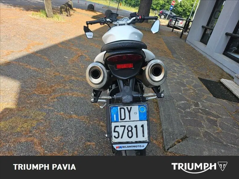 Triumph Street Triple (2007 - 12) (8)
