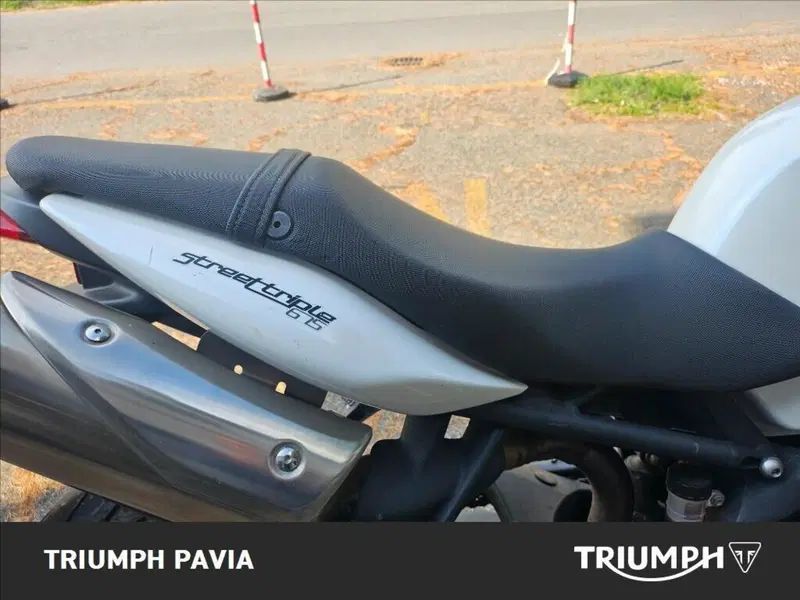 Triumph Street Triple (2007 - 12) (14)