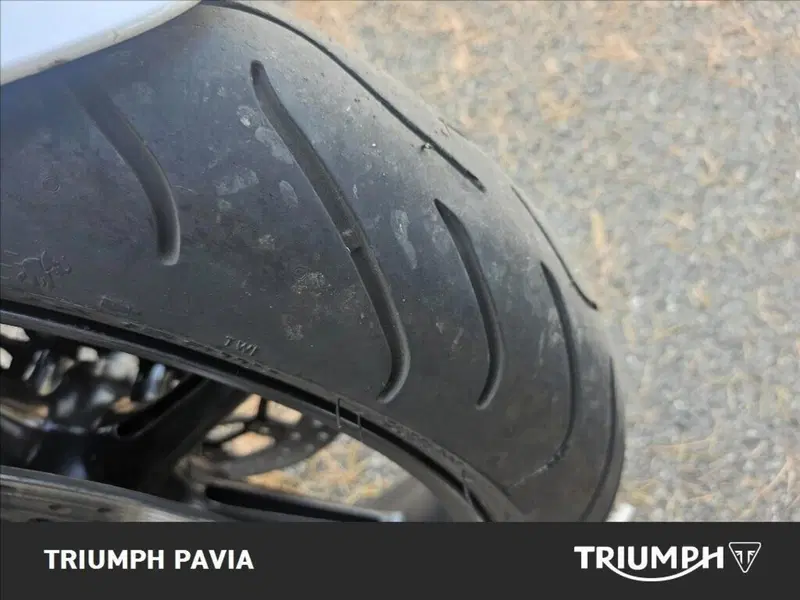 Triumph Street Triple (2007 - 12) (10)