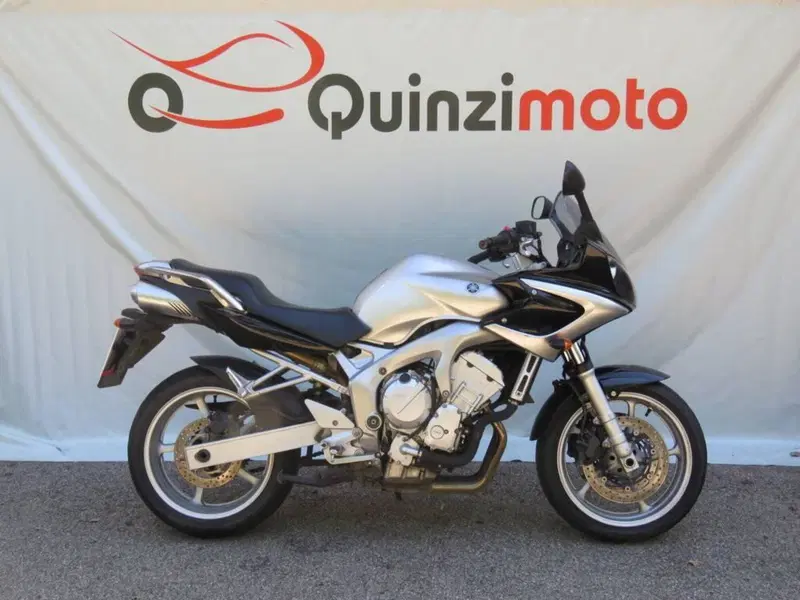Yamaha FZS 600 Fazer (2003 - 04)