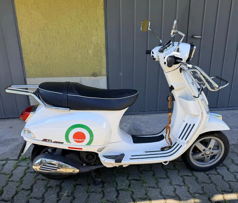 Vespa 50 ET4 (2002 - 06) (4)