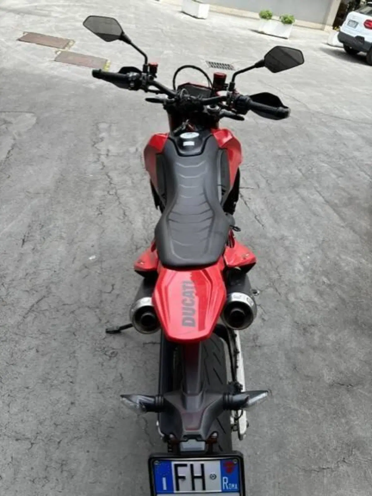 Ducati Hypermotard 698 Mono (2024 - 26) (3)