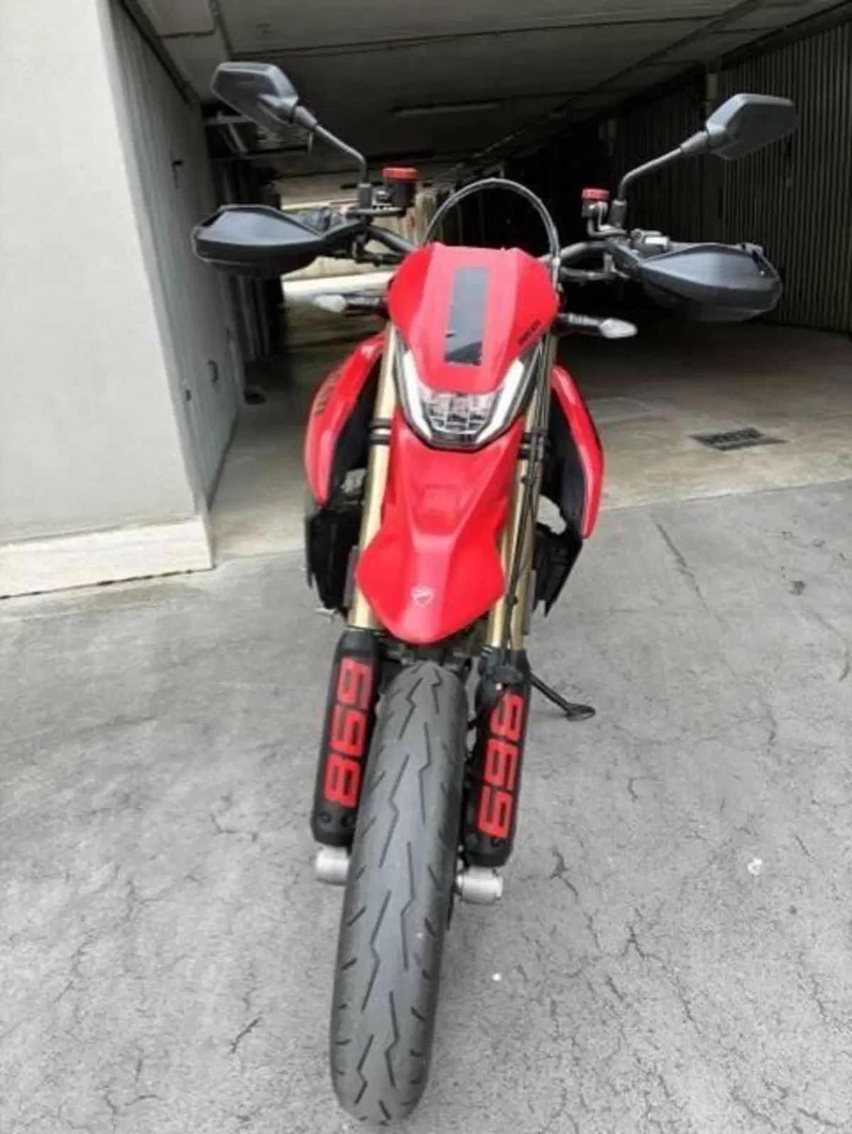 Ducati Hypermotard 698 Mono (2024 - 26) (4)