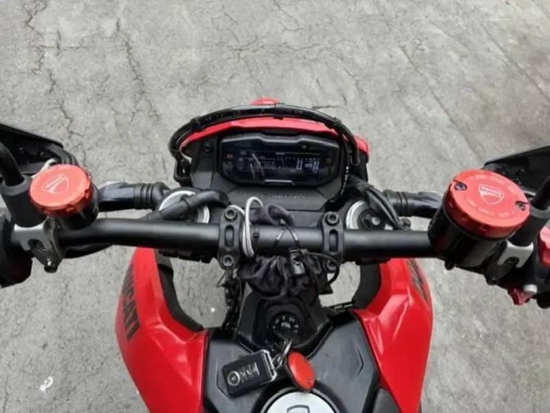 Ducati Hypermotard 698 Mono (2024 - 26) (5)
