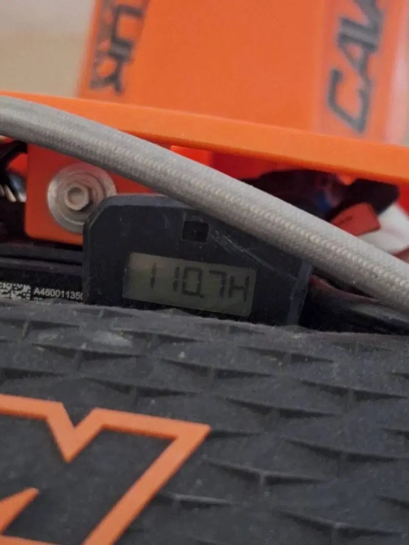 KTM 250 SX-F (2024) (4)