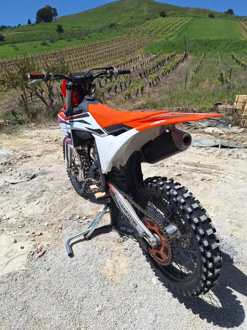 KTM 250 SX-F (2024) (6)