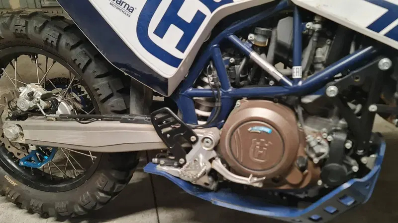 Husqvarna 701 Enduro (2022) (4)