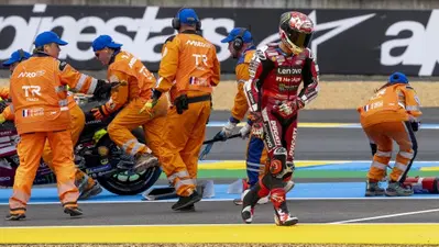 MotoGP 2026. GP di Francia. Pecco Bagnaia, caduto mentre era 2&deg;: &ldquo;Abbiamo avuto un piccolo inconveniente e giro dopo giro perdevo confidenza sull&rsquo;avantreno&rdquo;