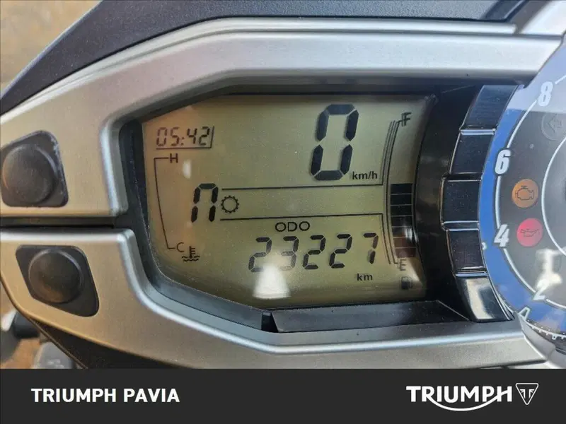Triumph Tiger 800 ABS (2010 - 14) (24)