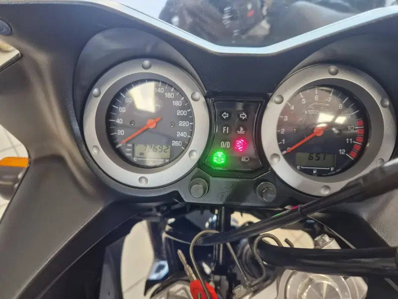 Suzuki V-Strom 1000 (2002 - 06) (6)