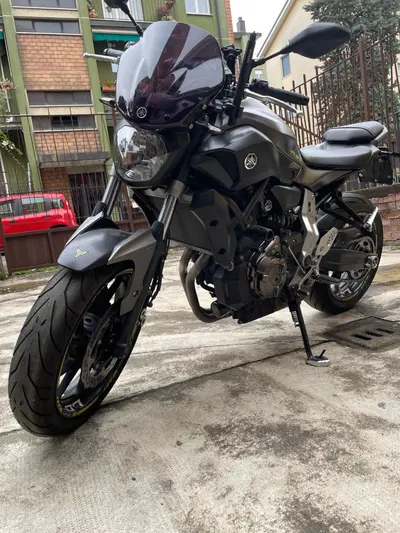 Yamaha MT-07 (2014 - 16) usata