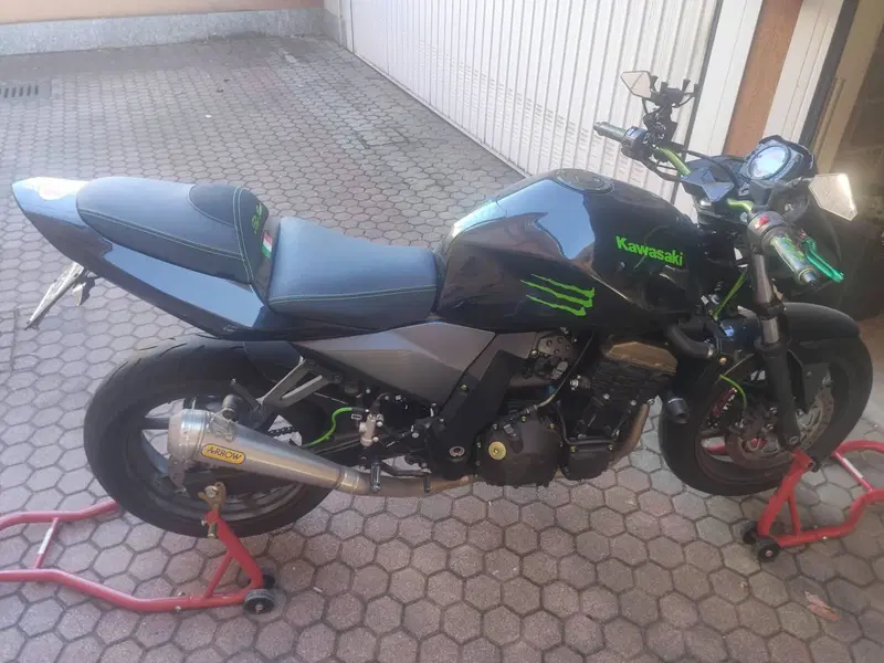 Kawasaki Z 750 (2003 - 06) (4)